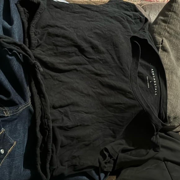 crop top - Picture 1 of 3